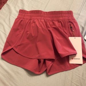 NEW lululemon Pink Tracker Shorts Size 6